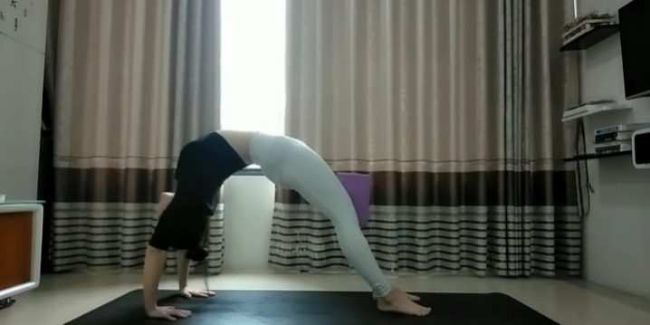 Khoa-hoc-yoga-100-ngay-chien-thang-ban-than-2